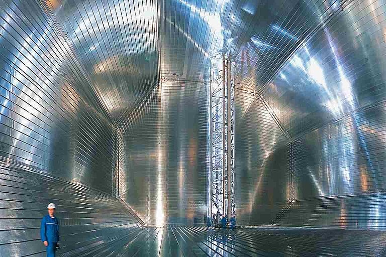 Tanker insulation with plasma technology